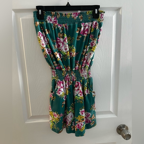 Blu strapless shorts romper size Large - Picture 1 of 4